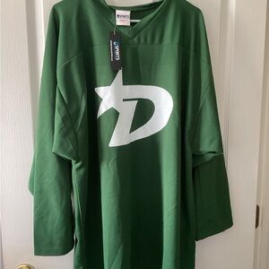 Green Sports Jersey with Star Logo